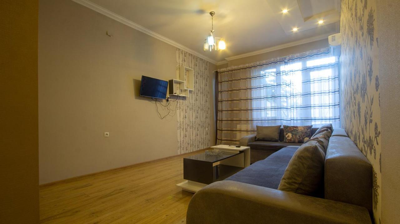 Home Apartments 第比利斯 外观 照片